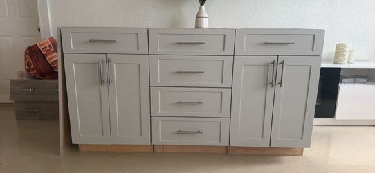 Bathroom vanity 65 inch
