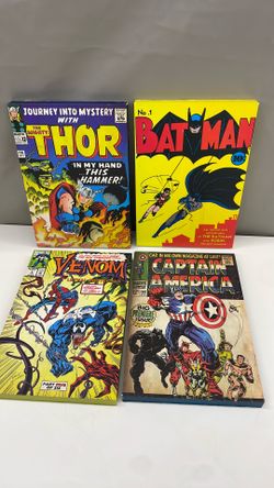 Marvel and DC comic decor. Item No 452 (Shopgoodwill)