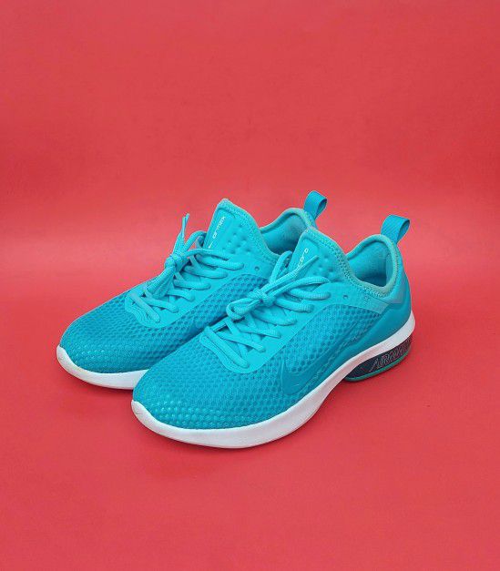 exilio Corrección Espectador Nike Air Max Kantara Women's Shoes Size 9 for Sale in Sunnyvale, CA -  OfferUp