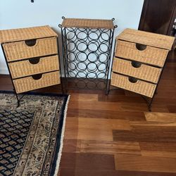 Wicker side/end table and wine rack
