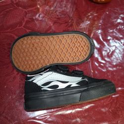 Brand New Toddler Van's Size 4.0