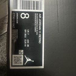 Jordan 11’s Size 8