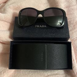 Women’s Prada Sunglasses 
