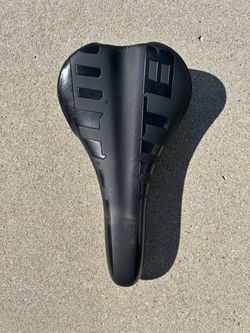 Mountain bike seat
