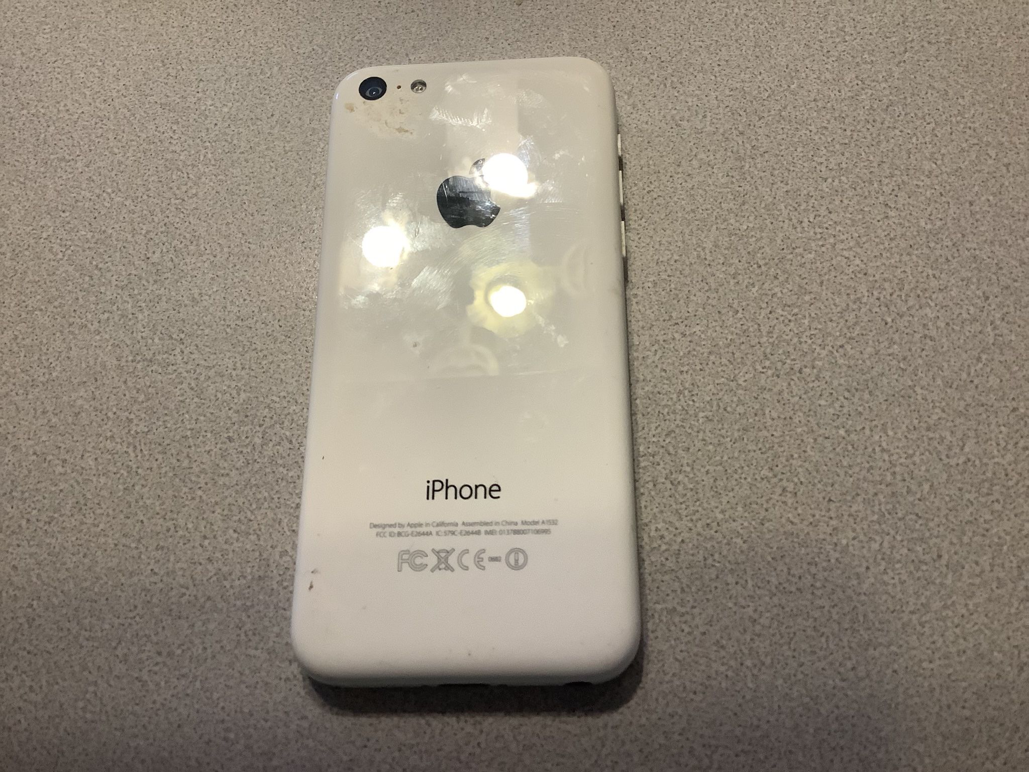 I Phone 5c Cracked Screen Apple