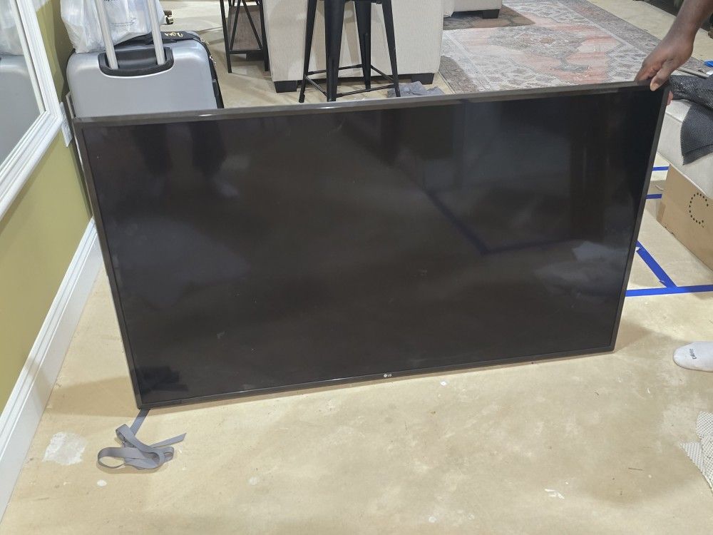 55 Inch LG Smart TV