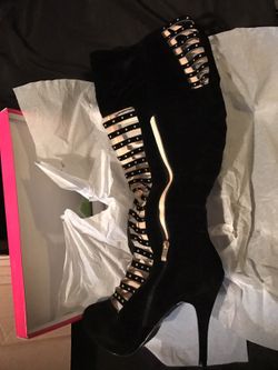 Black Ashley Stewart wide calf boots