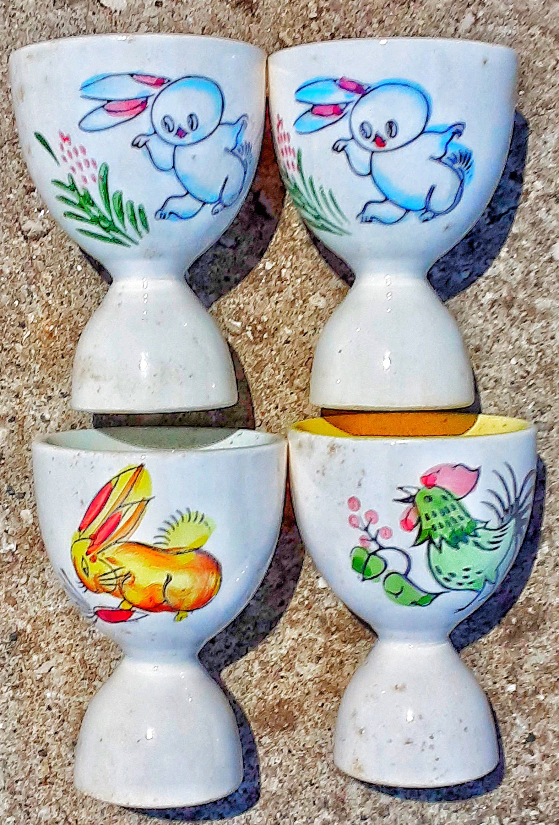 Woolworth made in Japan ceramic hen and chicken bunny eggcup set o 4 ! Hand painted !