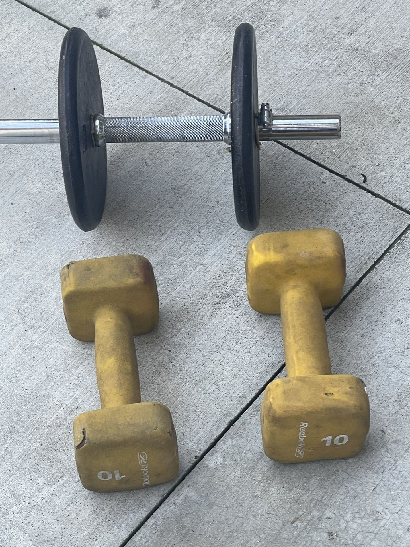 Dumbbells. /Weights