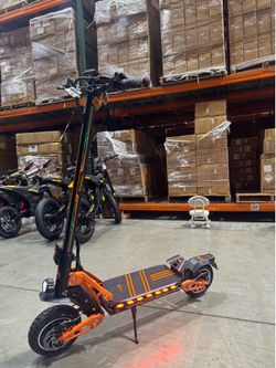 Dual-motor electric scooter