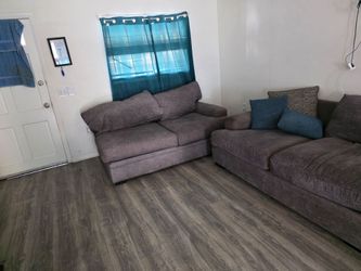 Moving/ sofa