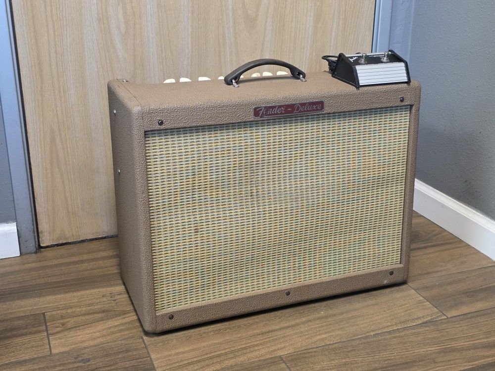 Fender Hot Rod Deluxe 1x12 40W Limited Edition Brown