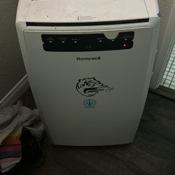 Honeywell Portable Air Conditioner 