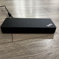 ThinkPad Docking Station - Great Condition