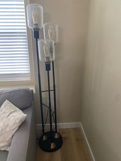 Floor standing Lamp