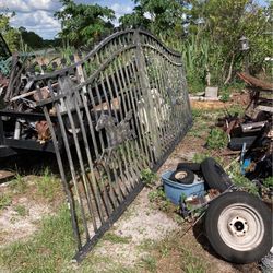 16  Ft. Aluminum Gate