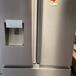 HISENSE HRF254N6TSE 25.4-cu ft French Door Refrigerator 7TJ  