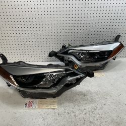 2014 2016 TOYOTA COROLLA HEADLIGHT PAIR OEM