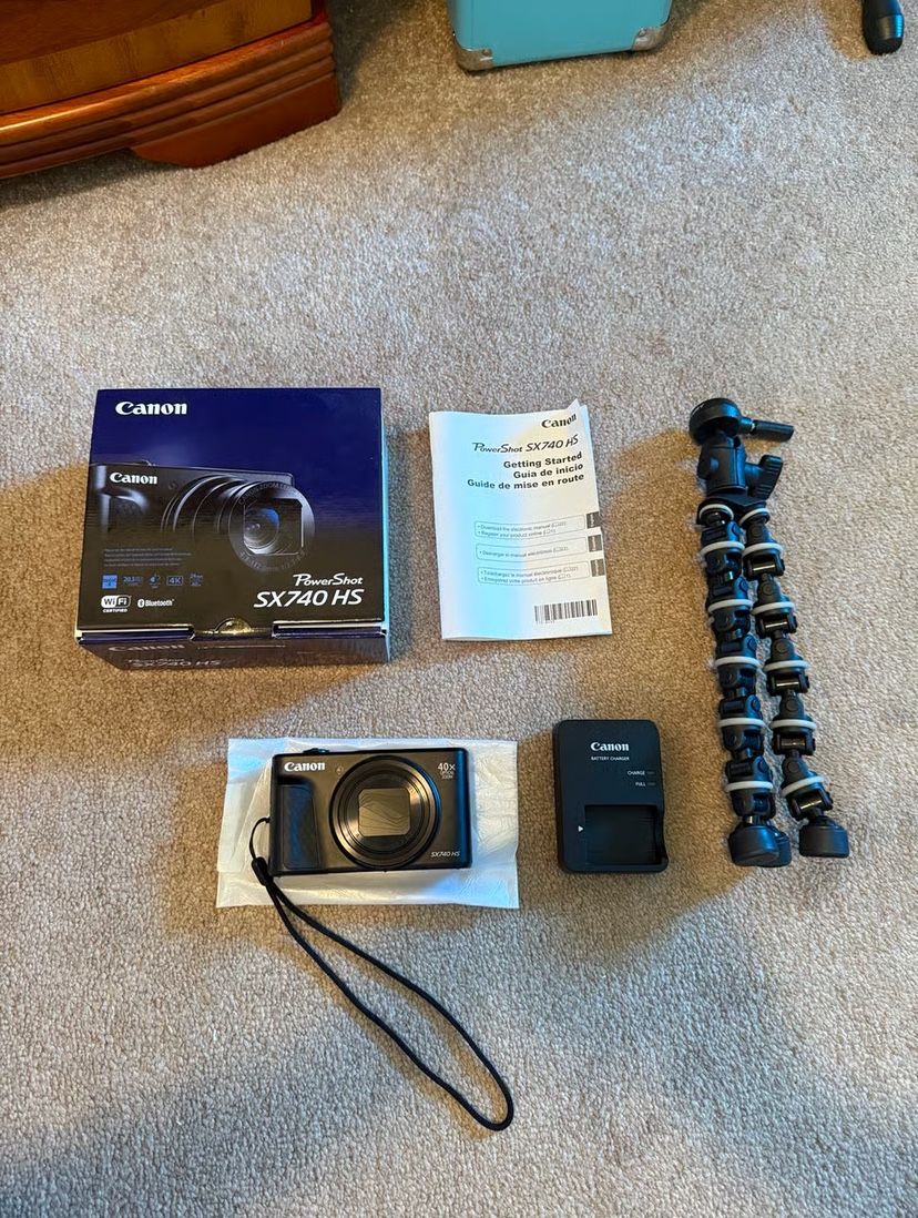 Canon Powershot SX740HS