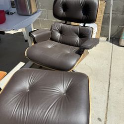 Eames Style Chair