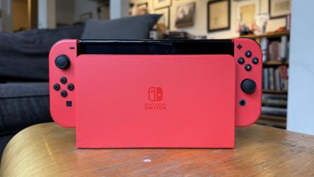 Red Mario Edition switch Oled