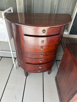 Mueble con cajones de madera