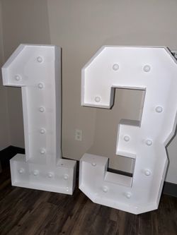 Marquee Letters