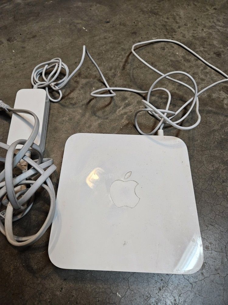 Apple Airport Extreme Base Station WiFi Router