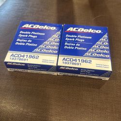 Spark Plugs For 2006-2011 GM Trucks