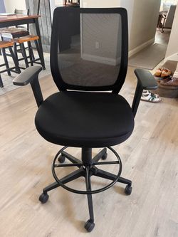 Draft Stool / Tall Office Chair
