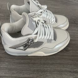 Jordan 4