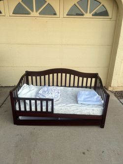 Toddler Bed Frame with Mattress