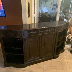 Cabinet Buffet 