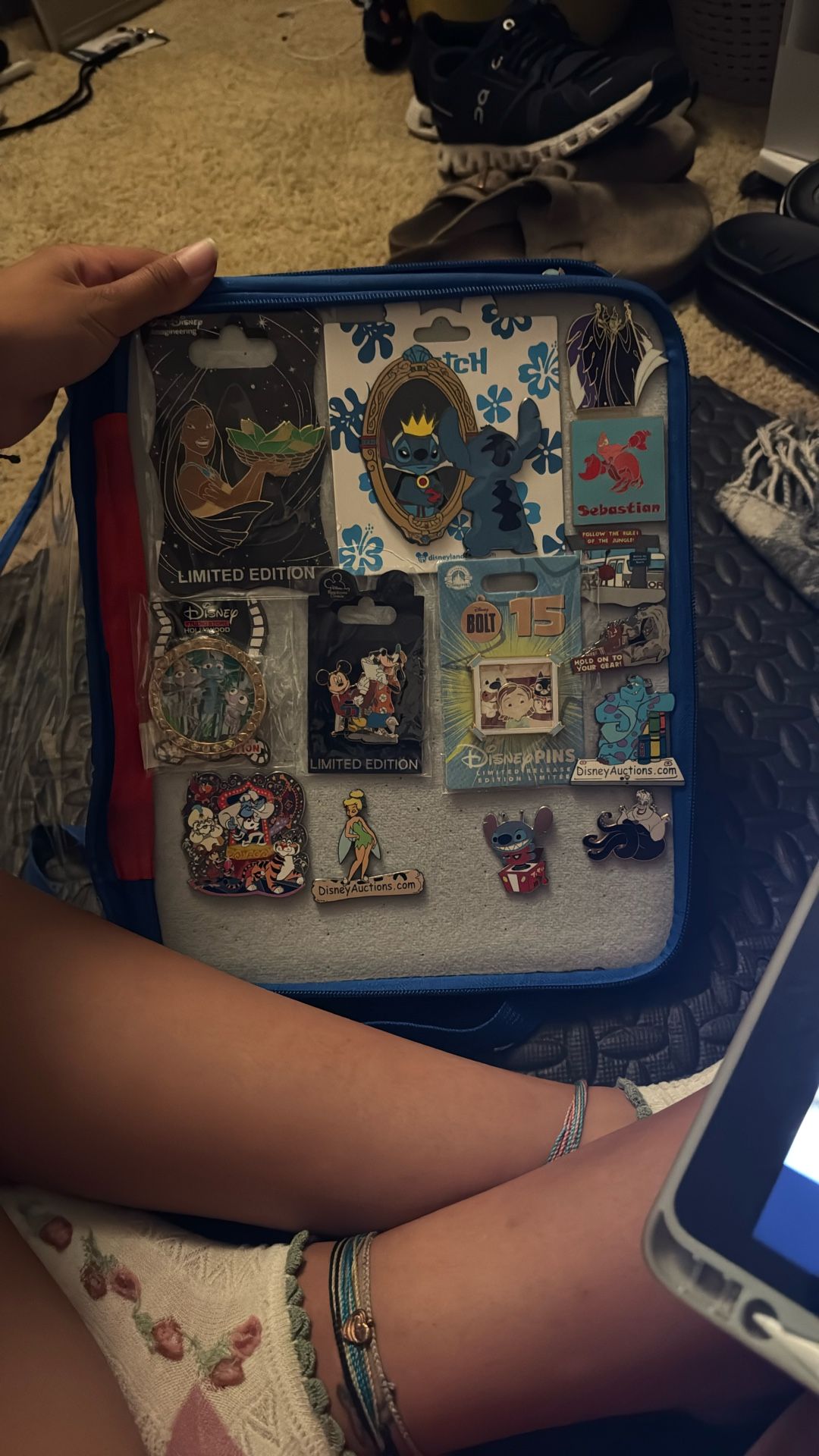 Disney trading Pins
