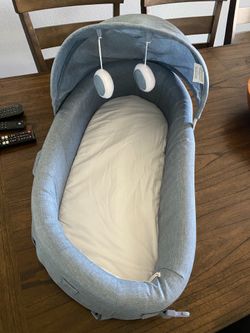 Baby travel bassinet