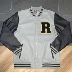 Jacket / Sweater 🥼