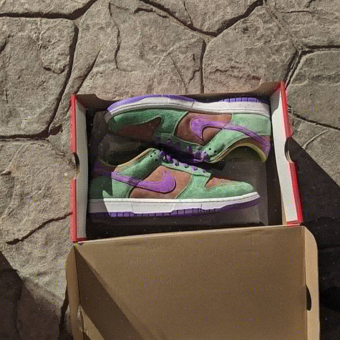 Nike SB Dunk Low Veneer Size 9