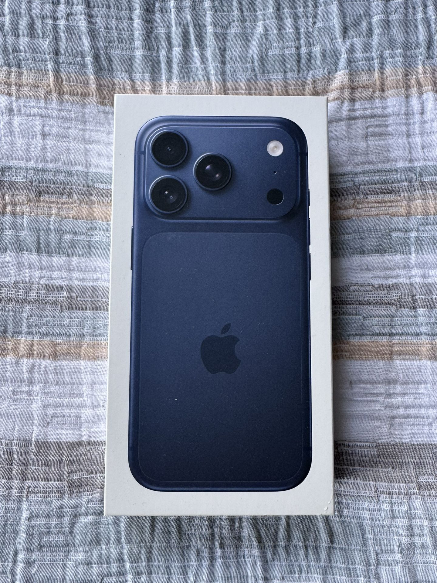 iPhone 17 Pro 512gb - Brand New! (Unlocked)