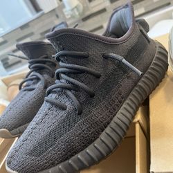 Yeezy Boost V2
