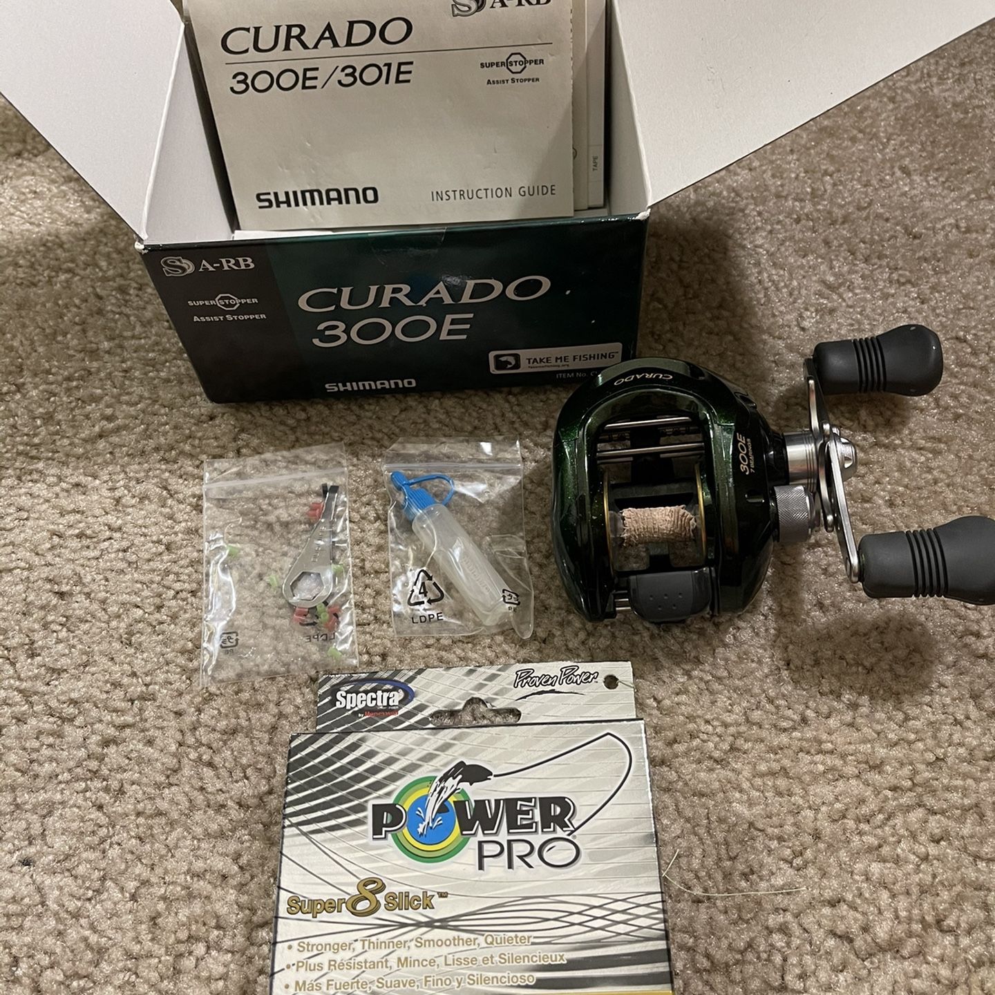 battery powered fishing reel Kraken Electric Big Game Reels Reels Only / 5000mAh Ion battery pack Gear Review: Academy Frog Reel handle side:Left fishingknottool