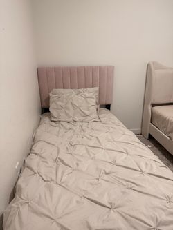 Twin bed