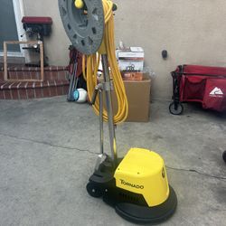 Tornado Floor Machine 