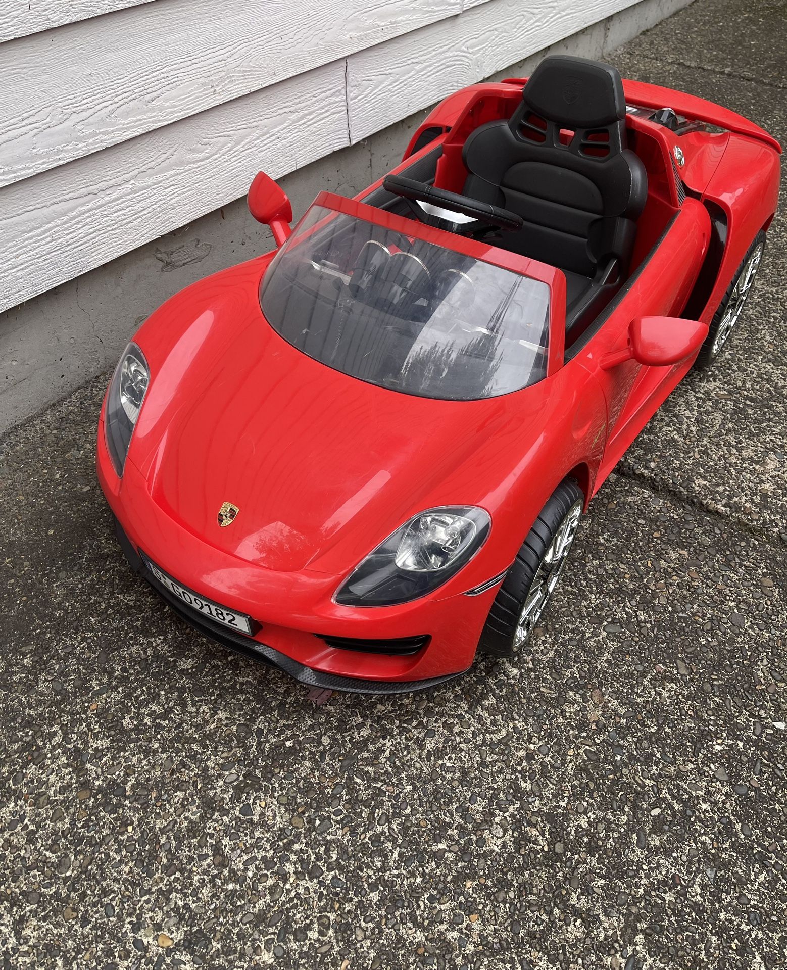 Red Porsche 918 Spyder Kids Vehicle