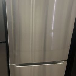 VISSANI MDBF18SS 18.7 cu. ft. Bottom Freezer Refrigerator