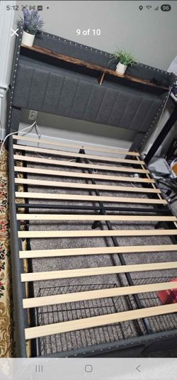 Queen Bed Frame Wt Mutliple Storage.