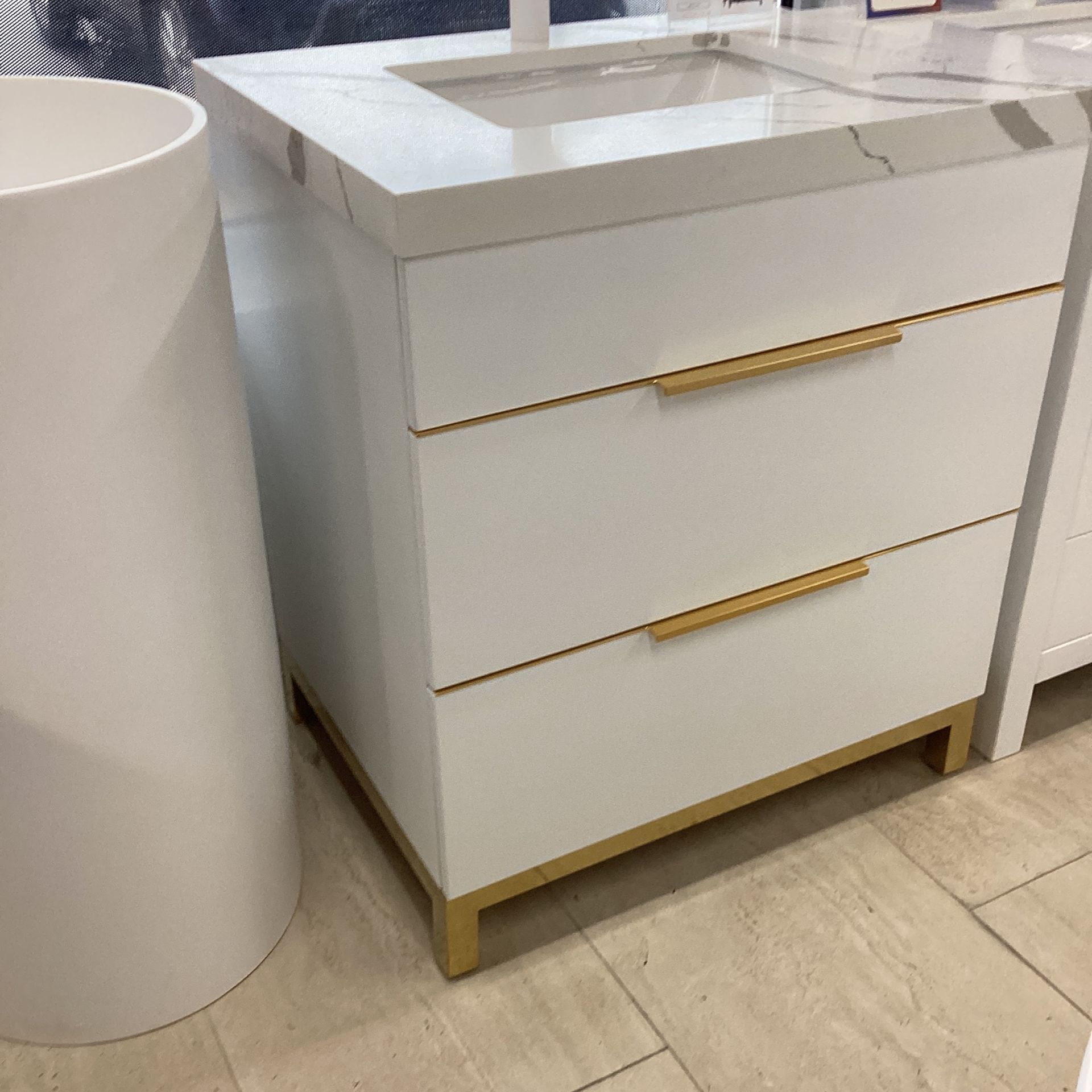 30” White Royal Mercer Bathroom Vanity Solid Wood Soft Close Drawers Quartz Countertop Ceramic Sink ❗️❗️❗️❗️❗️