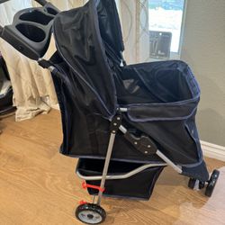 Dog and Cat stroller/ 3 wheels Jogger entry and large rear zipper entry  brand new