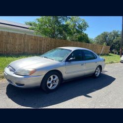 2001 Ford Taurus