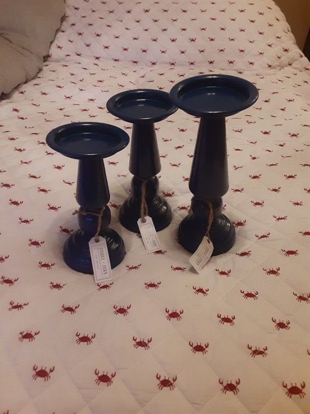 3PC CANDLE HOLDER SET 