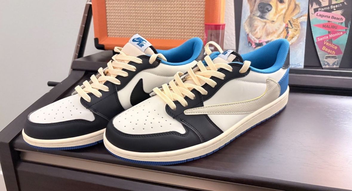 Travis Scott Jordans Size 11 Men